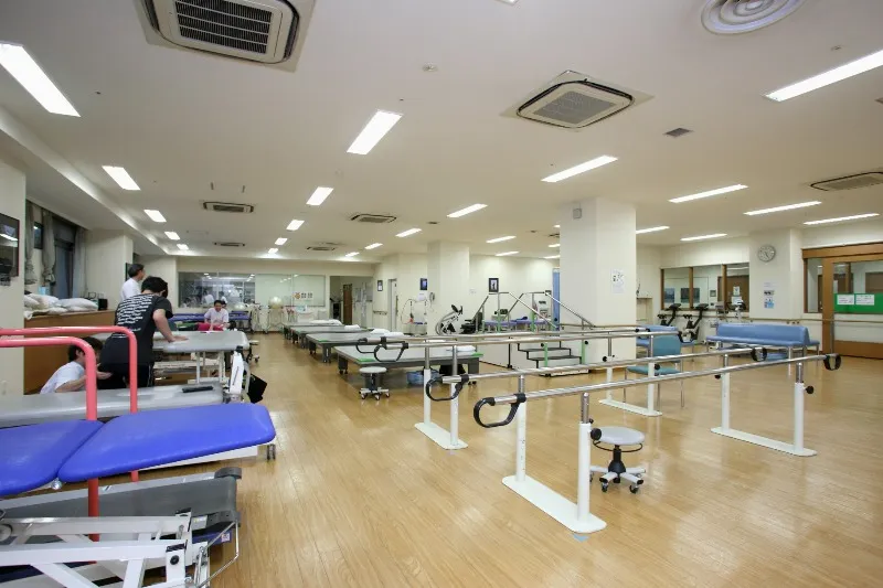 【高知県の理学療法士求人 (資格:理学療法士)】海里マリン病院|メインビジュアル