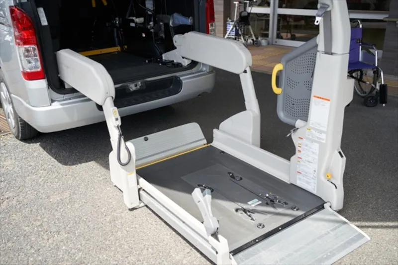 【高知県の送迎ドライバー求人 (資格:問わない)】デイサービスセンター庵|メインビジュアル